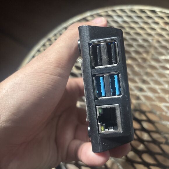 NComputing RX420 Network Virtual Terminal No Power Cord Untested Powers On - Picture 5 of 6